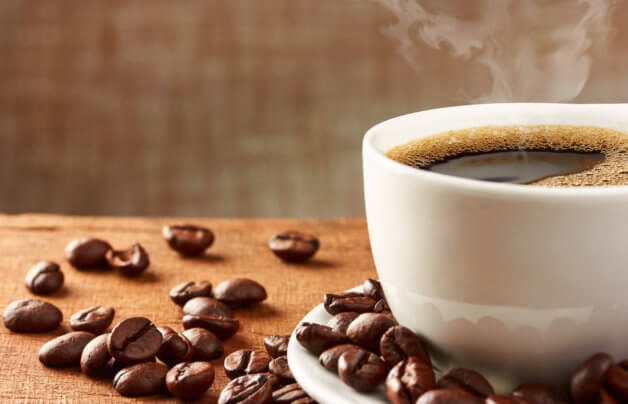 Notowania zdrowotne kawy idą w górę – pokazują to najnowsze badania na jej temat